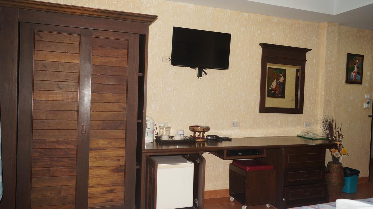 פאטאיה Queen Victoria Inn מראה חיצוני תמונה