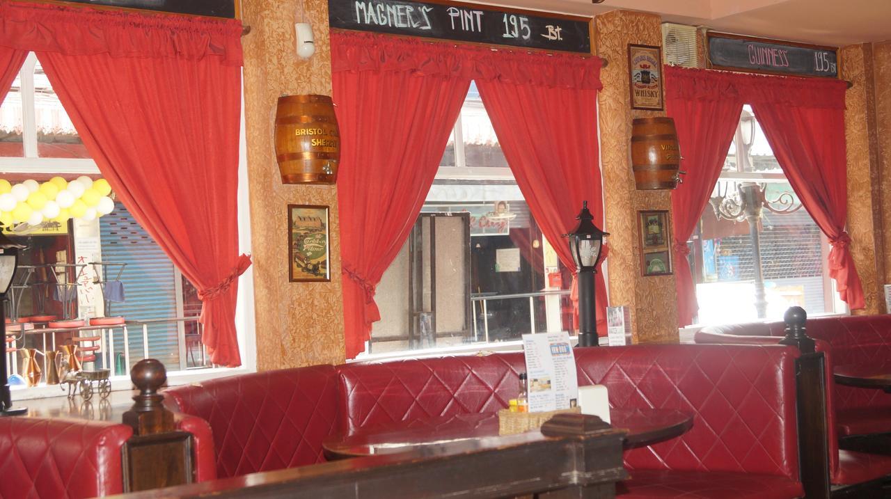 פאטאיה Queen Victoria Inn מראה חיצוני תמונה